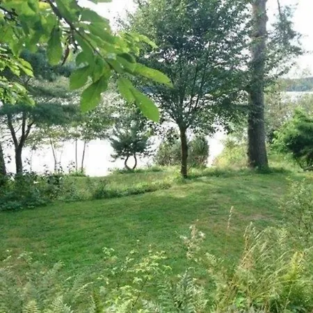 Vakantiehuis Direkt Am Mit Garten Und Parkplatz *